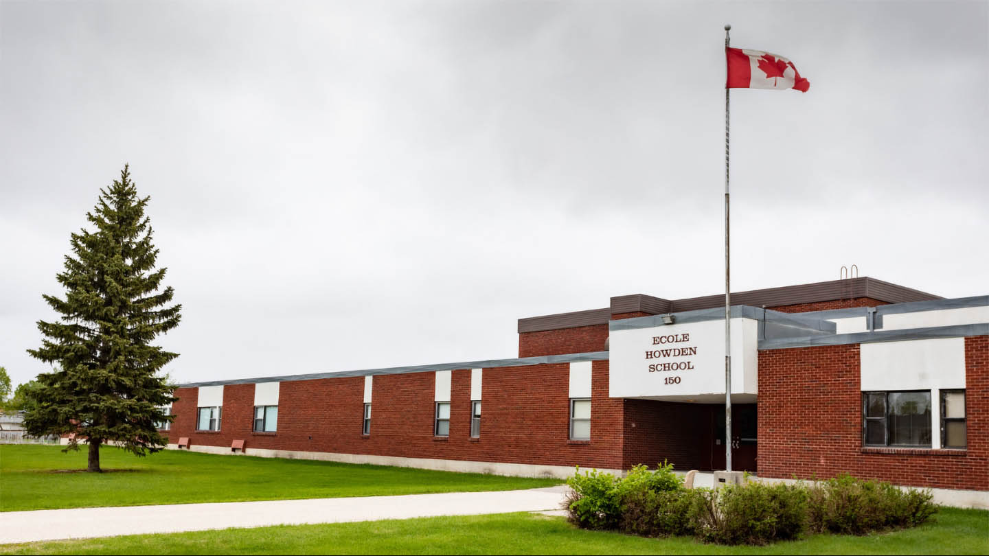 École Howden, a K-6 French Immersion school, was the first school in the Louis Riel School Division in Winnipeg to deploy a dyslexia intervention program, developed by researchers in OISE's Multilingualism and Literacy Lab.