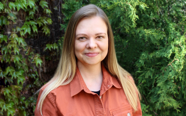 Headshot of Krista Spence